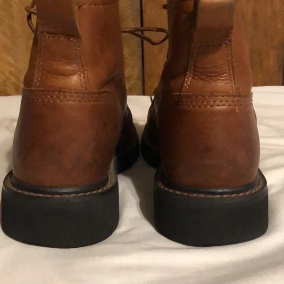 Womens Ariat lace up boots - Picture 6 of 6